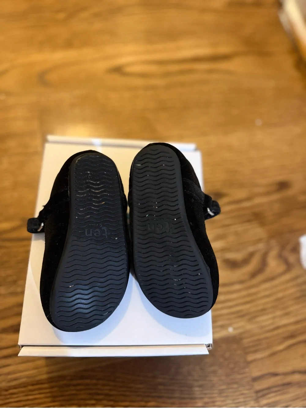 Girls Black Mary Jane Shoes with Velcro Strap